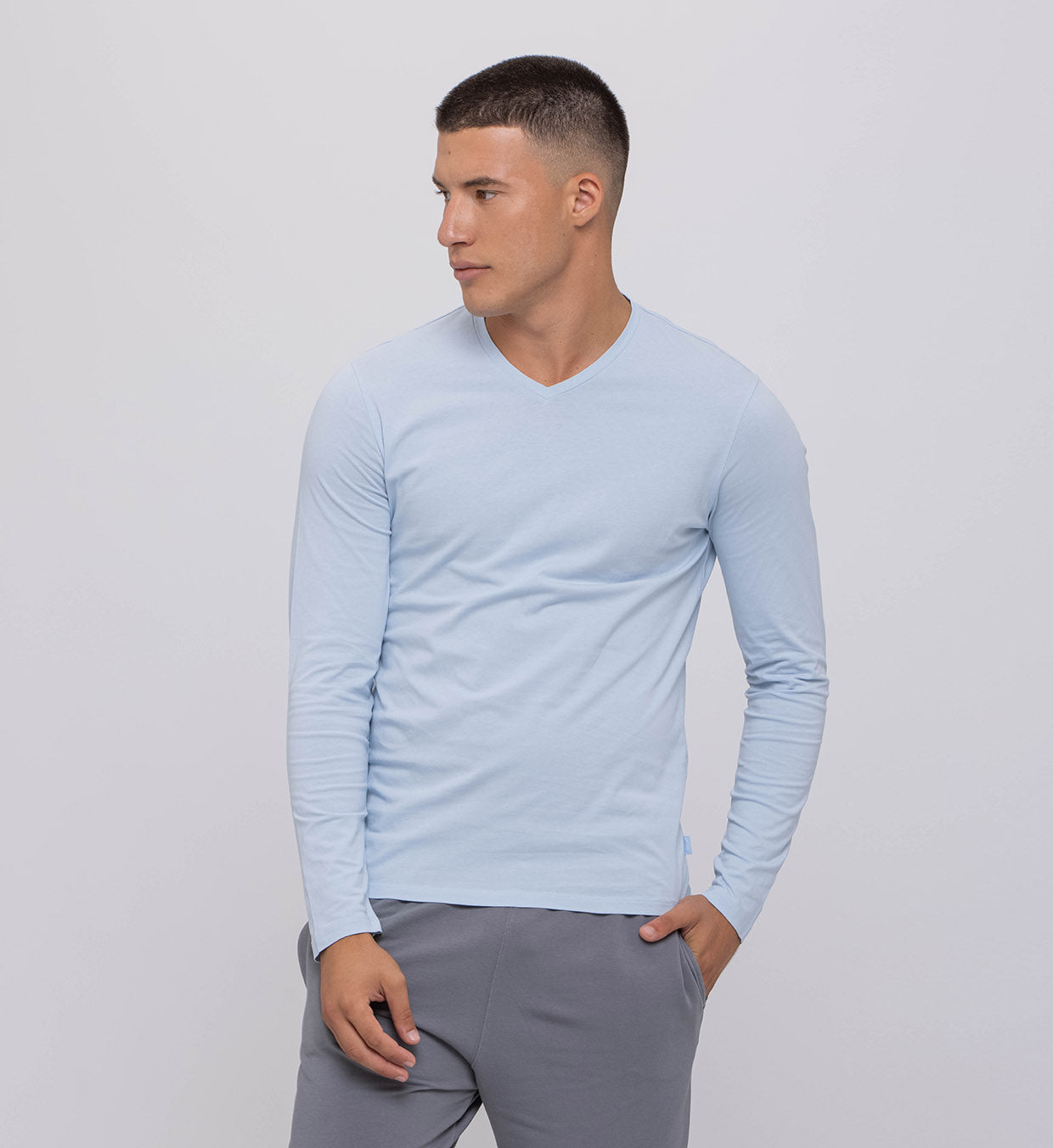 Men’s Basic Long-Sleeve V-Neck Cotton Top
