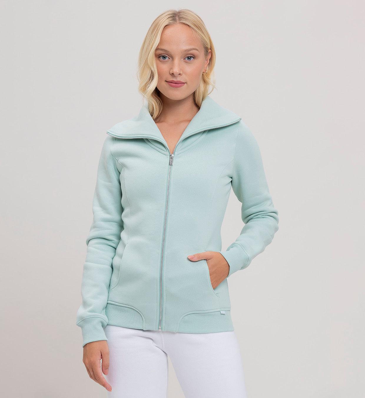 Hoodies & Cardigans