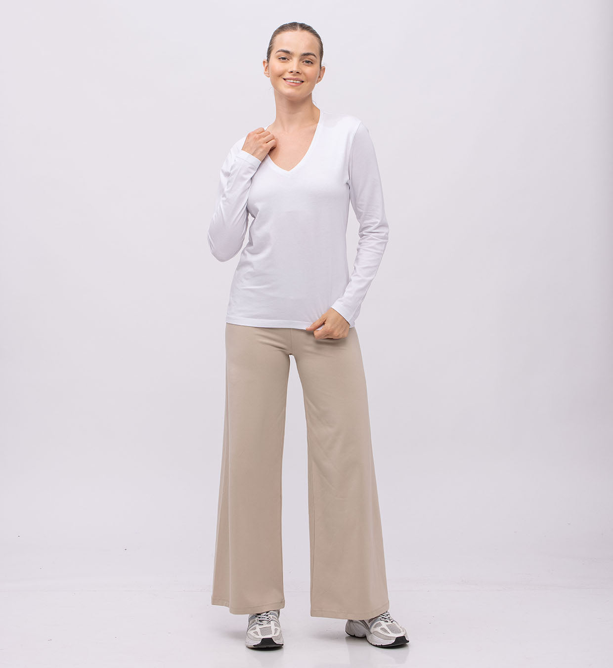 Basic V-Neck Long Sleeve Top