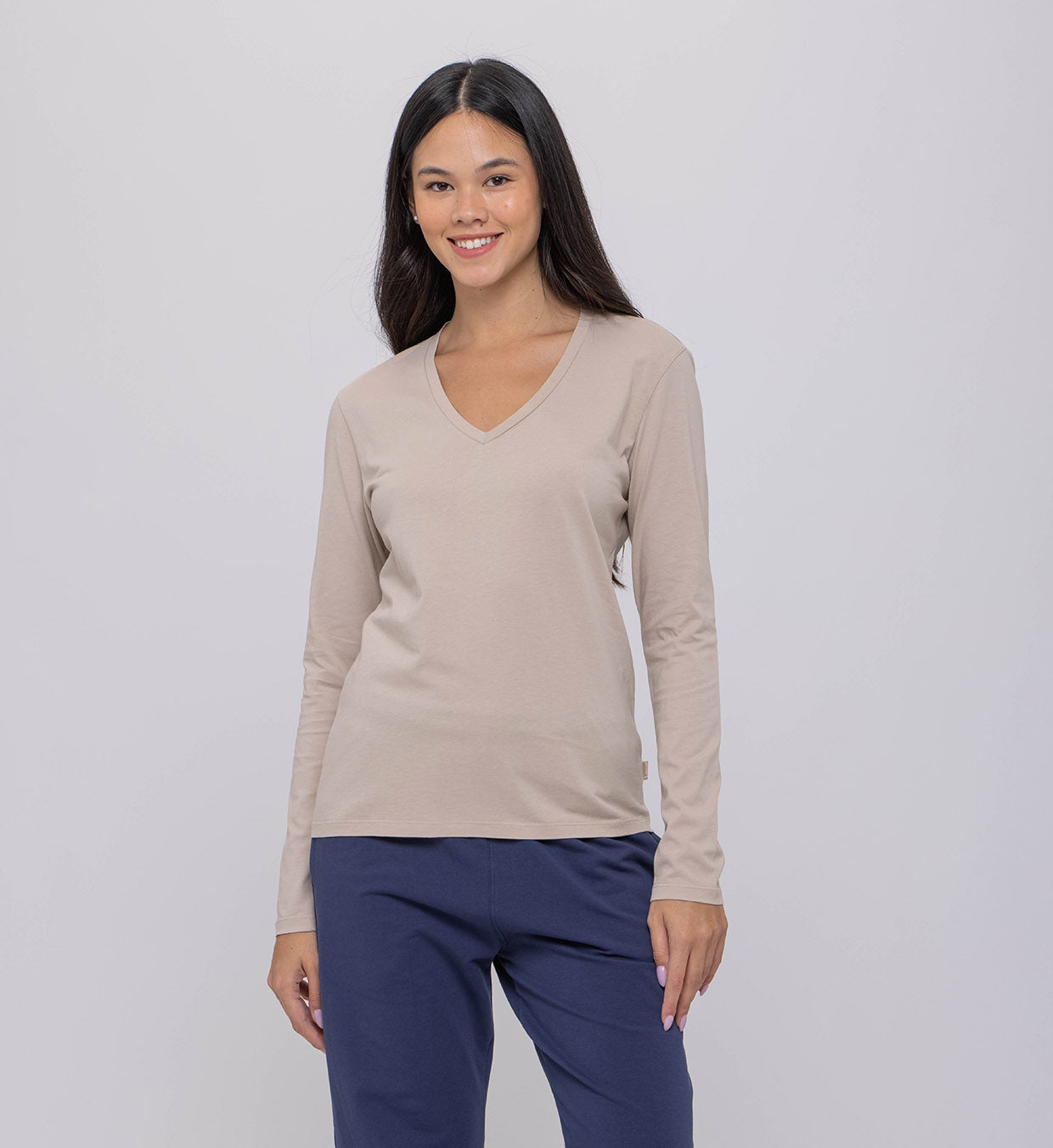 Women’s Basic Long-Sleeve V-Neck Cotton Top