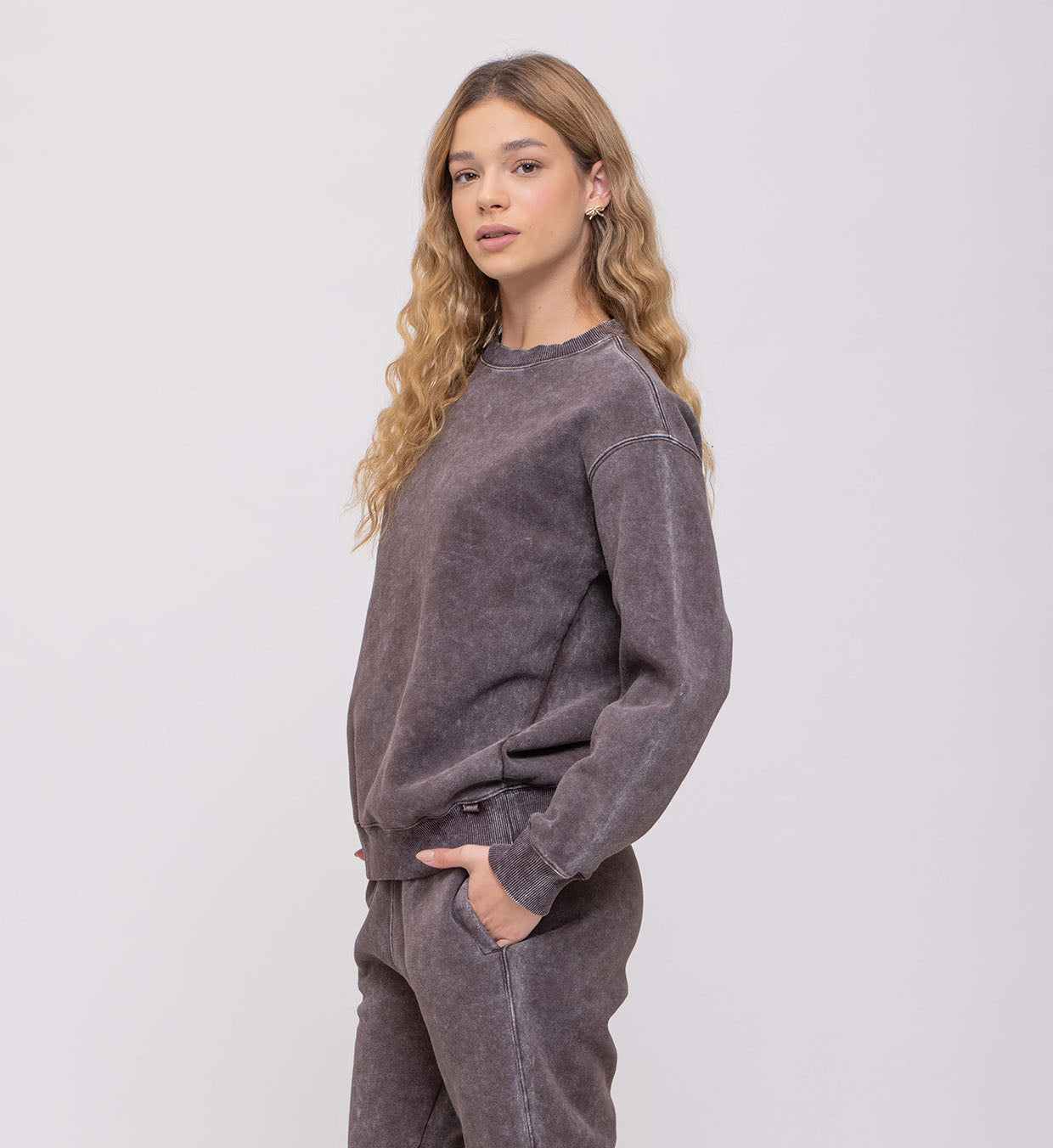 Groove Fleece Sweatshirt Vintage Wash Women