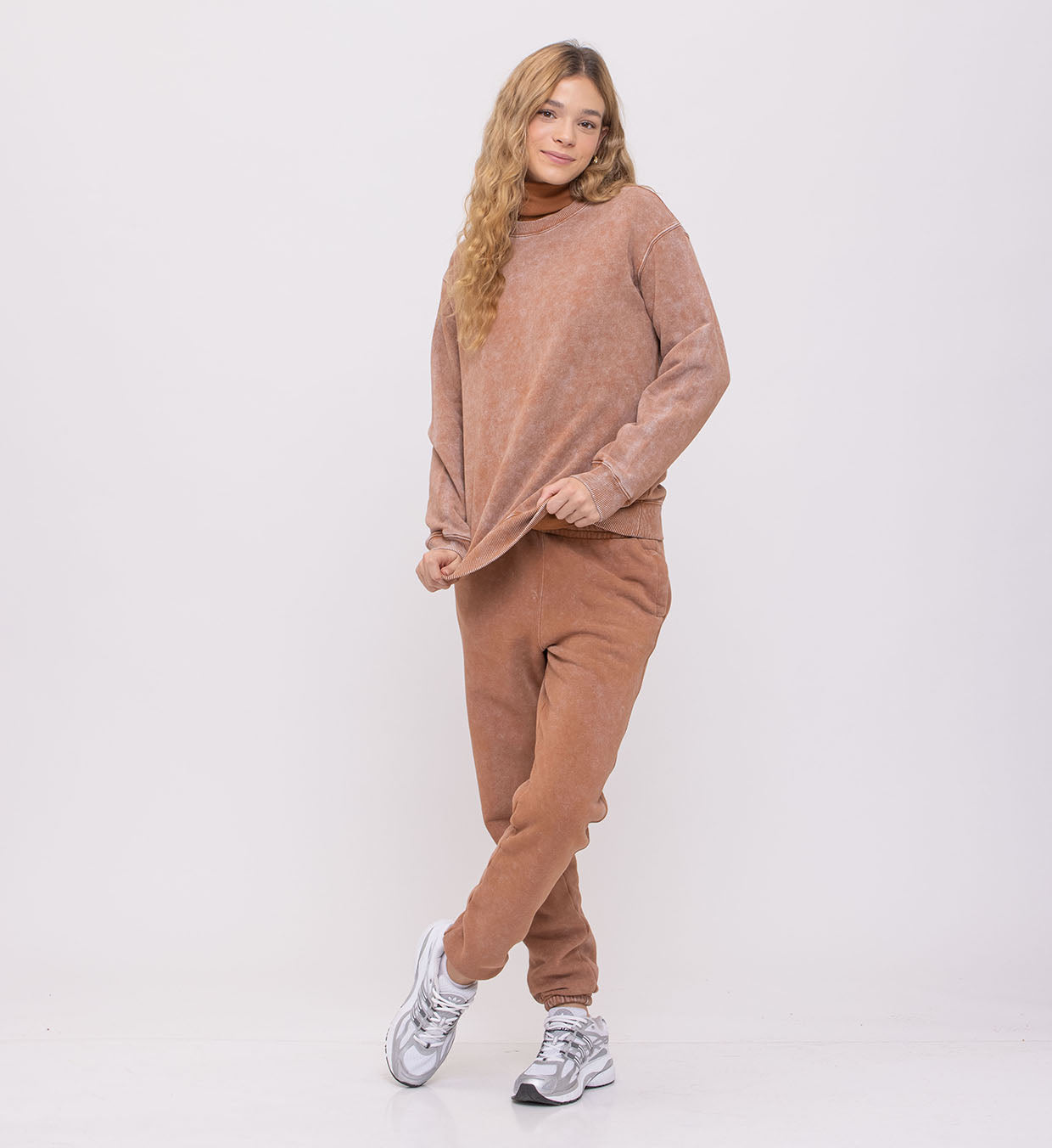 Groove Fleece Sweatshirt Vintage Wash Women