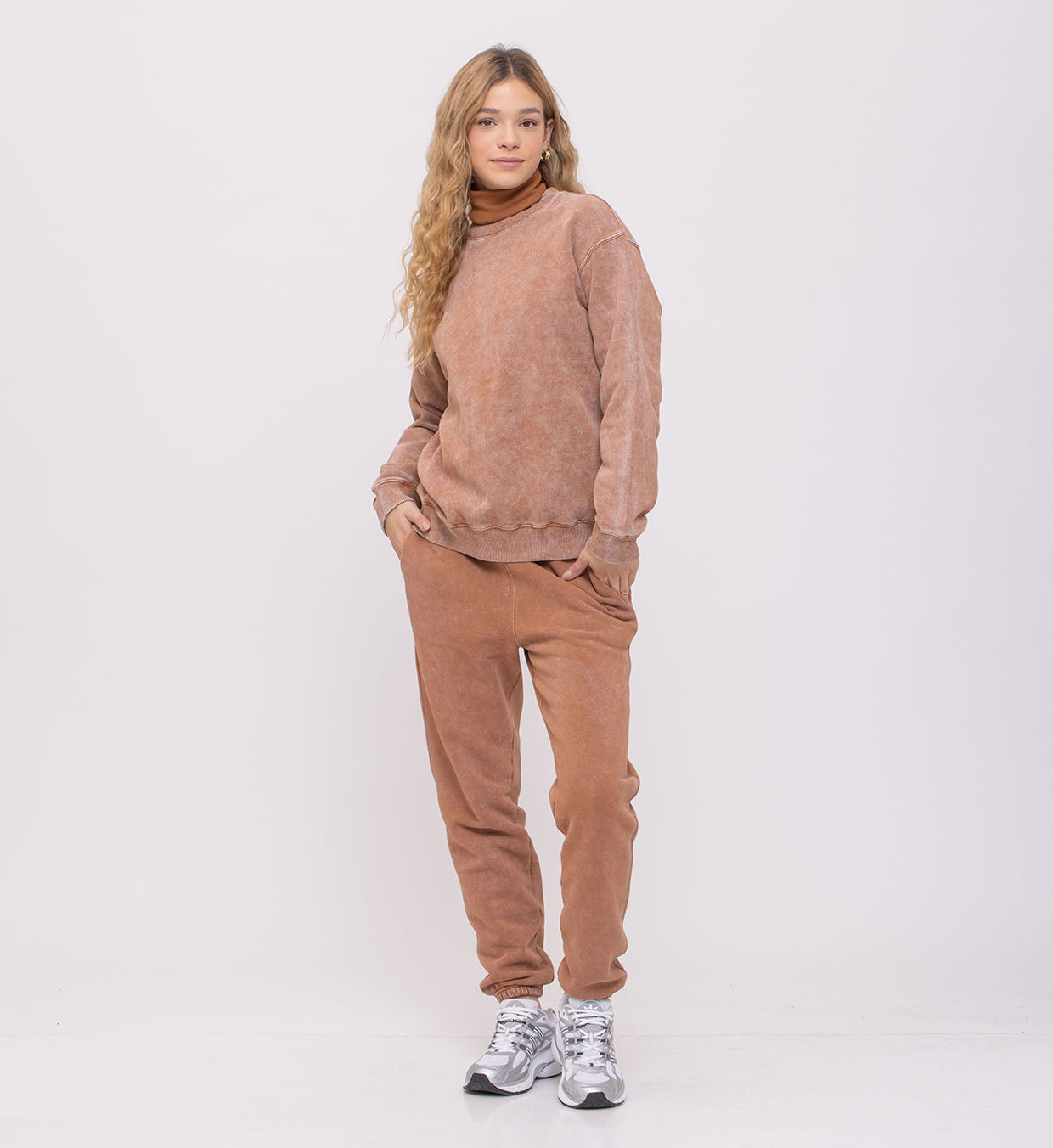 Groove Fleece Sweatshirt Vintage Wash Women