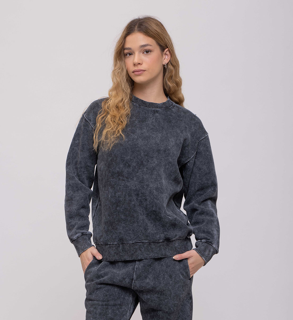 Groove Fleece Sweatshirt Vintage Wash Women